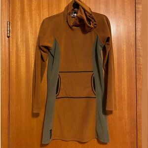 Melanzana Micro Grid Fleece Hoodie Womens M Gold and Grey